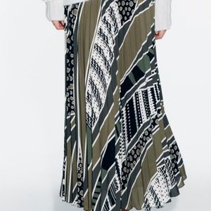 Brand New ZARA skirt